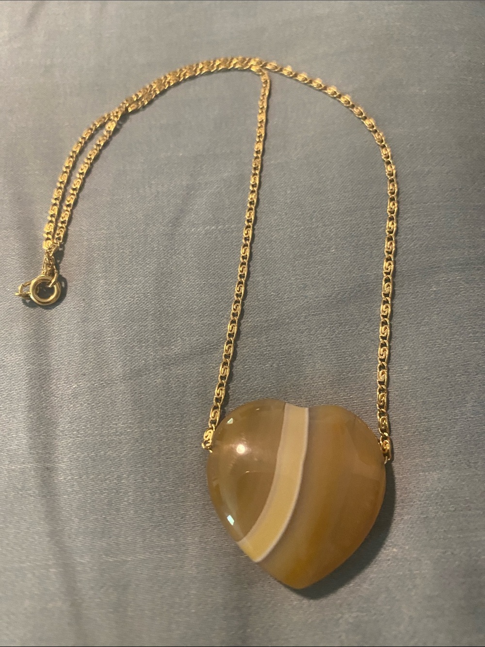 Gold Chain Necklace with Brown Heart Agate Pendant - Picture 3 of 3